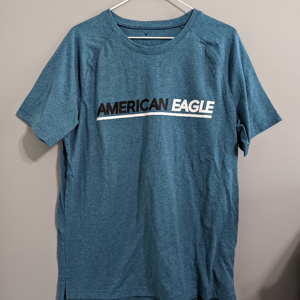American eagle tshirt Medium